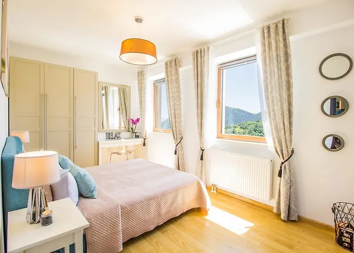 Seasons Mountain Suite
